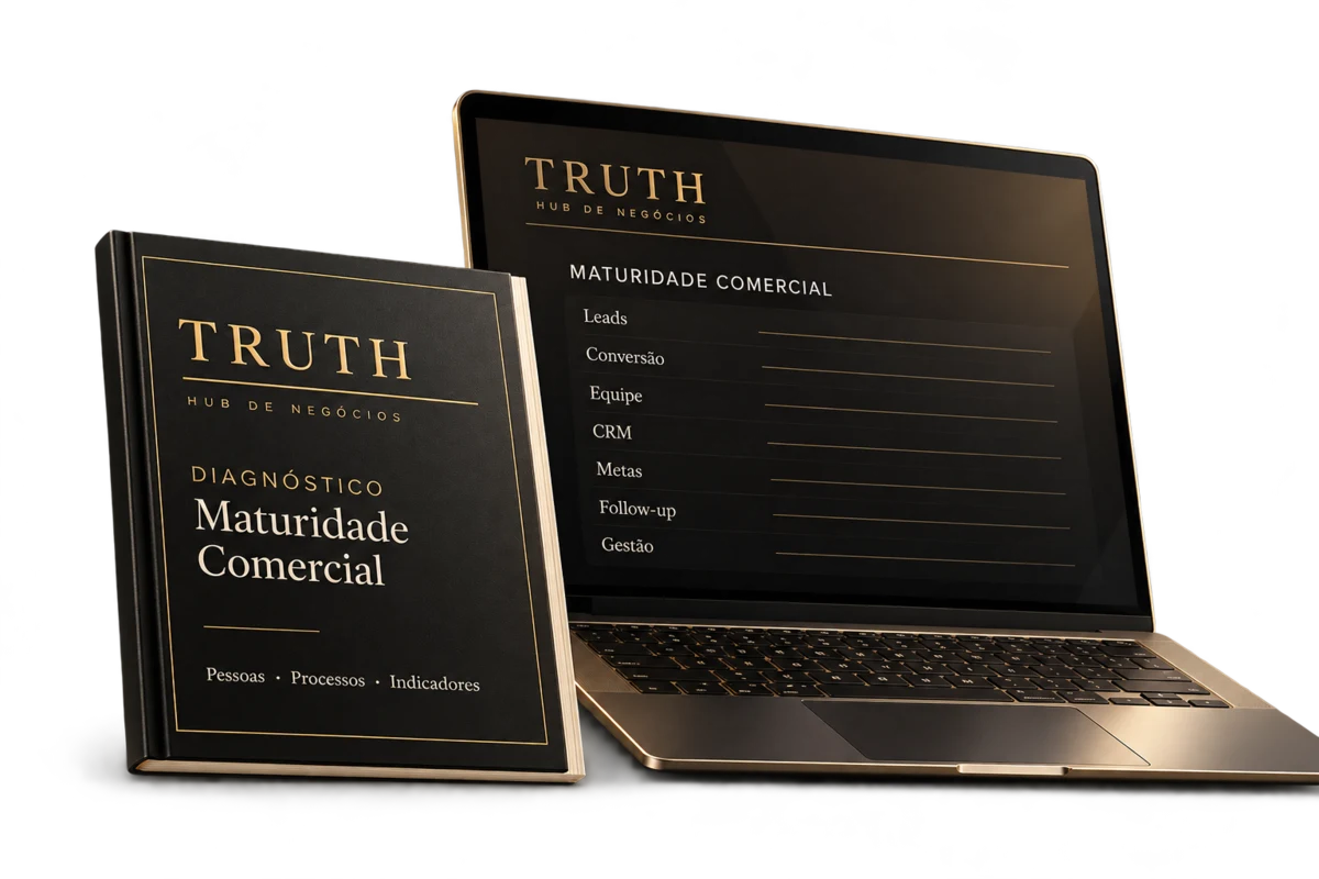 Mockup ilustrativo de notebook e relatório da Truth Hub para o Diagnóstico de Maturidade Comercial